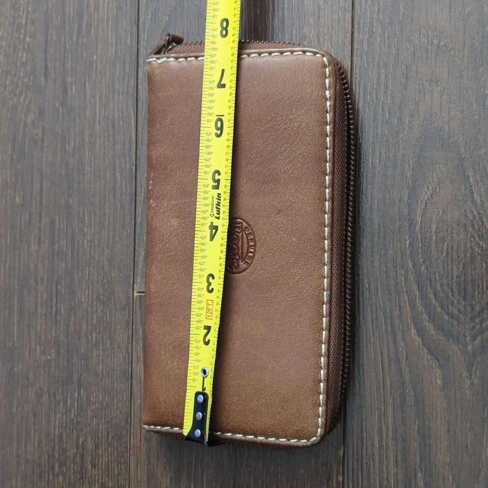 Roots Tribe Zip Around Clutch - Picture 10 of 10